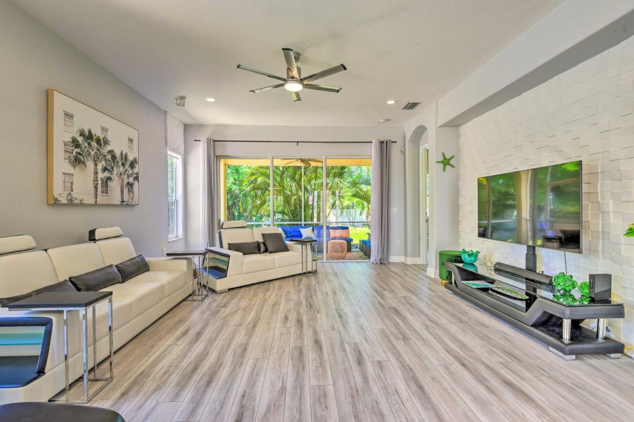Sun-Soaked Sarasota Oasis With Pool And Hot Tub! Vila Exterior foto