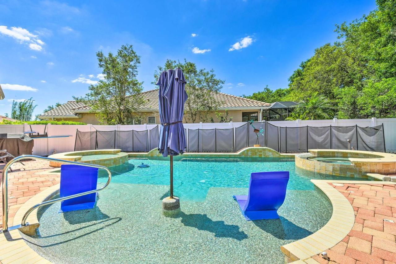 Sun-Soaked Sarasota Oasis With Pool And Hot Tub! Vila Exterior foto